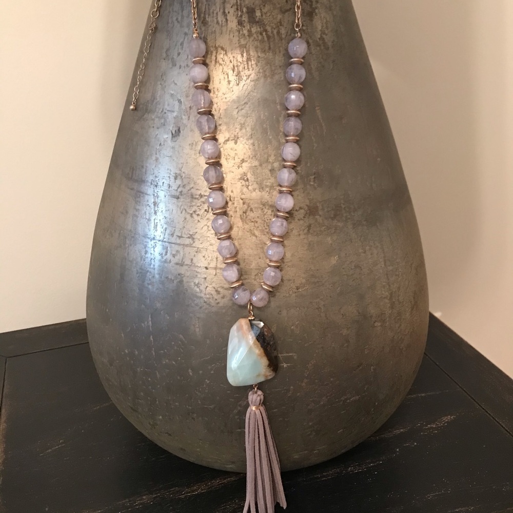Gold tone necklace